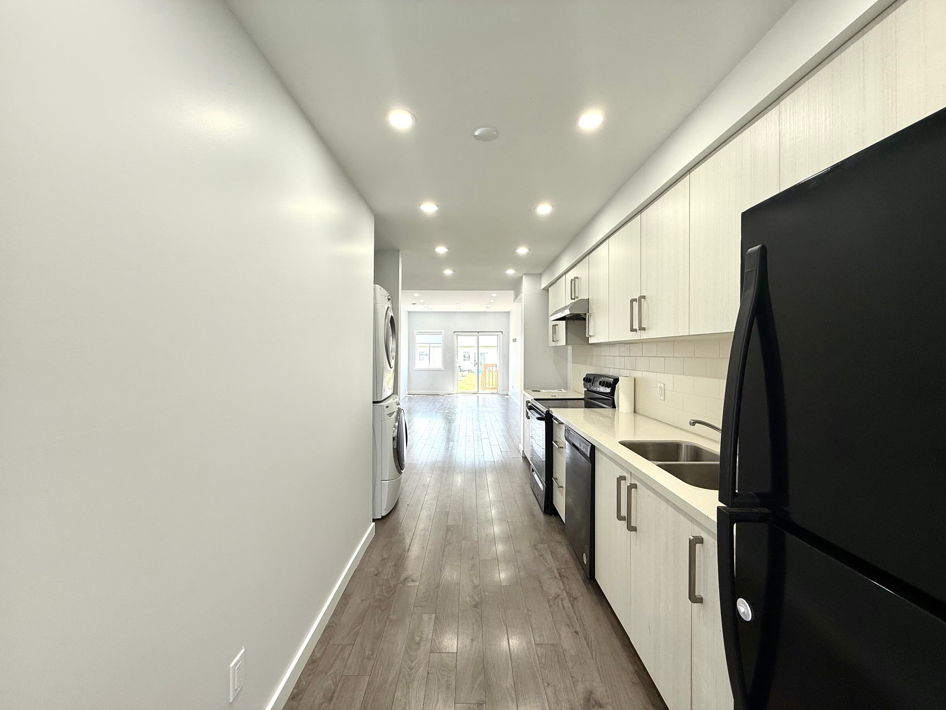 403 Chaffey St Welland ON - Photo 2