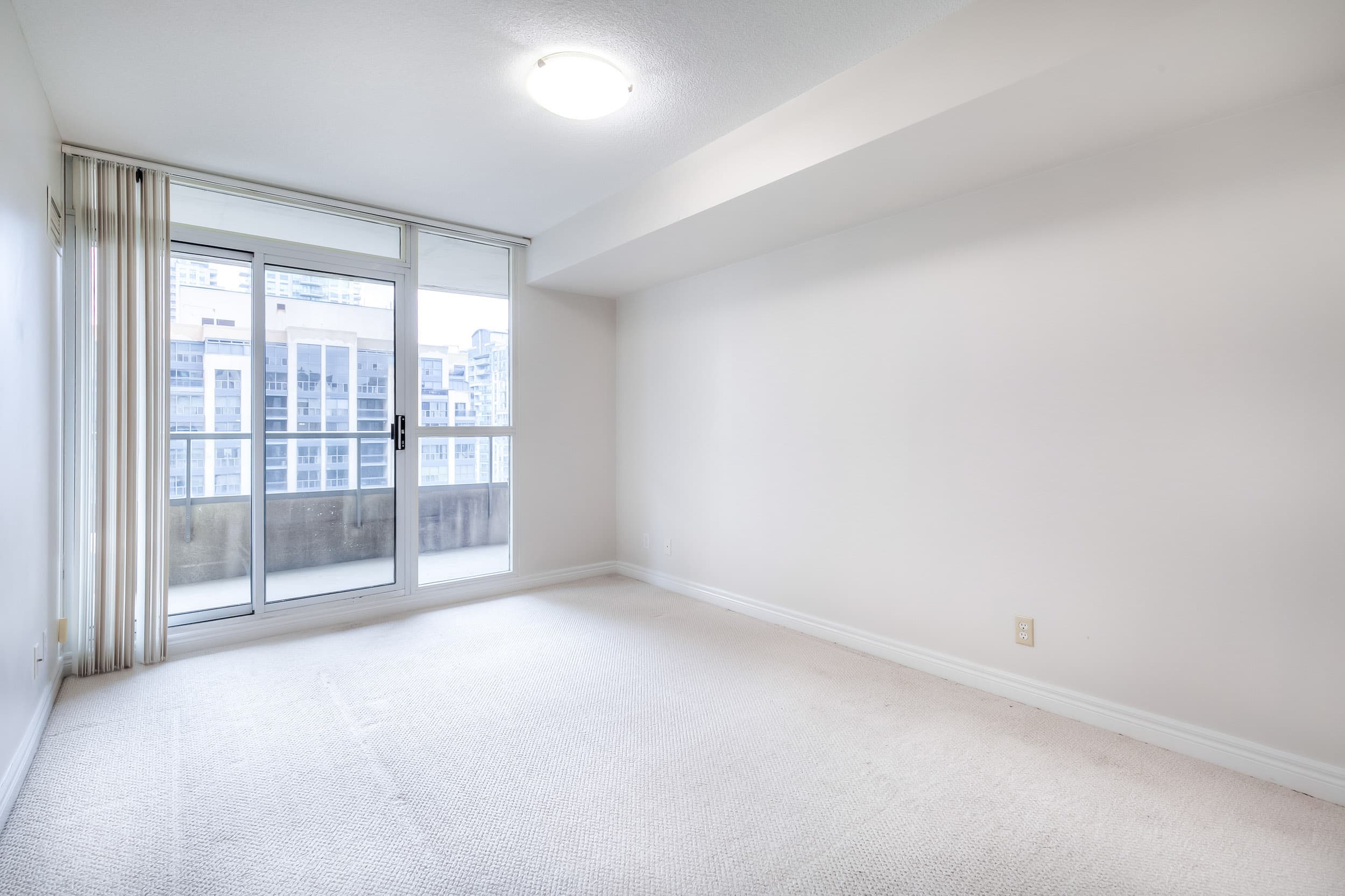 23 Hollywood Ave - 1803 - Photo 13