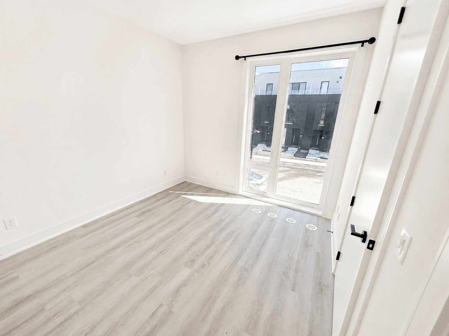 43 Everett Common - Photo 10