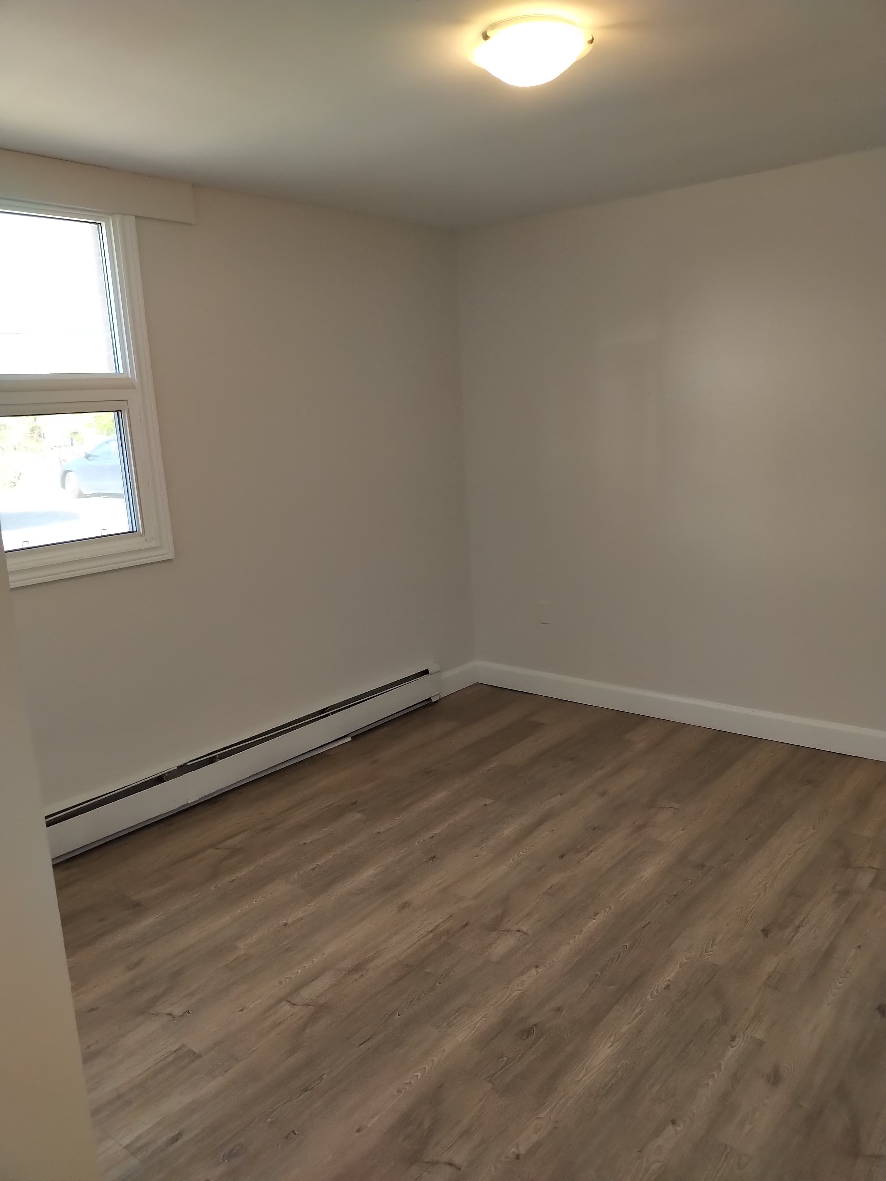 3 bedroom - 200 London Rd Sarnia ON N7T 7S9 - Photo 9