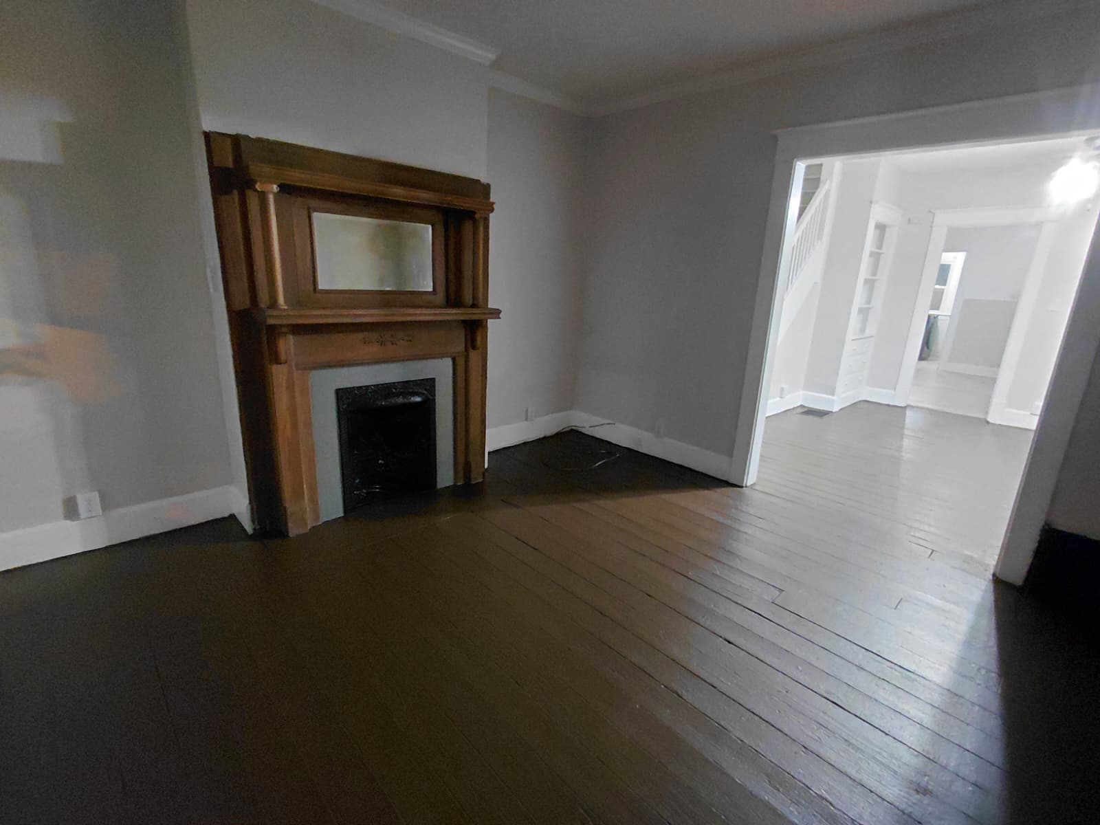 319 Richmond Ave - Photo 2