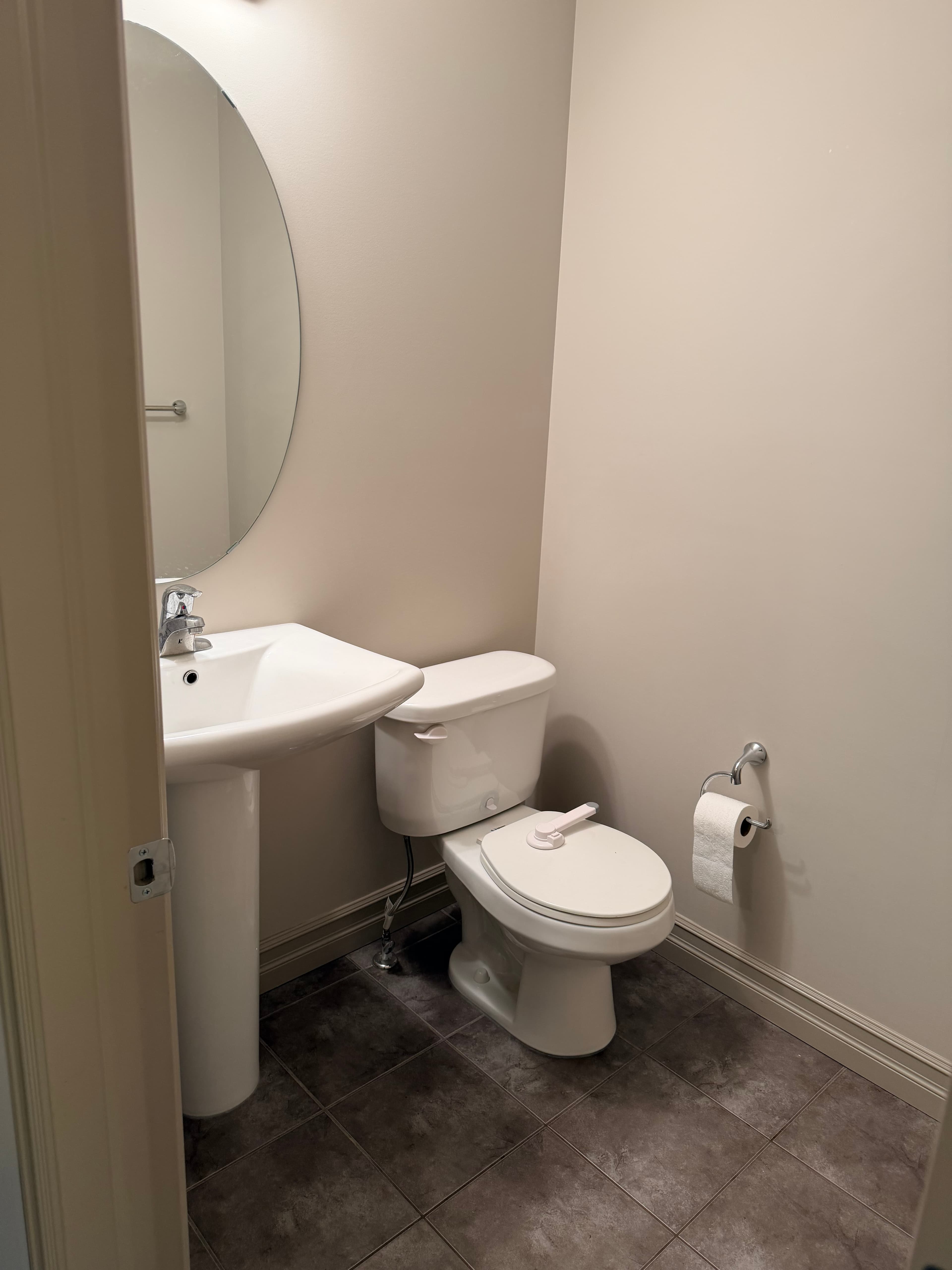 605 175a Street - Photo 10