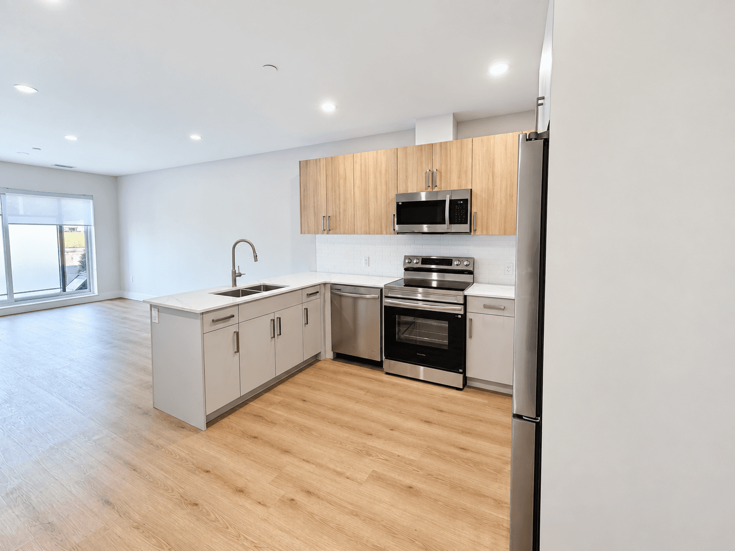 8 Hutt Lane - Accessible - Photo 6