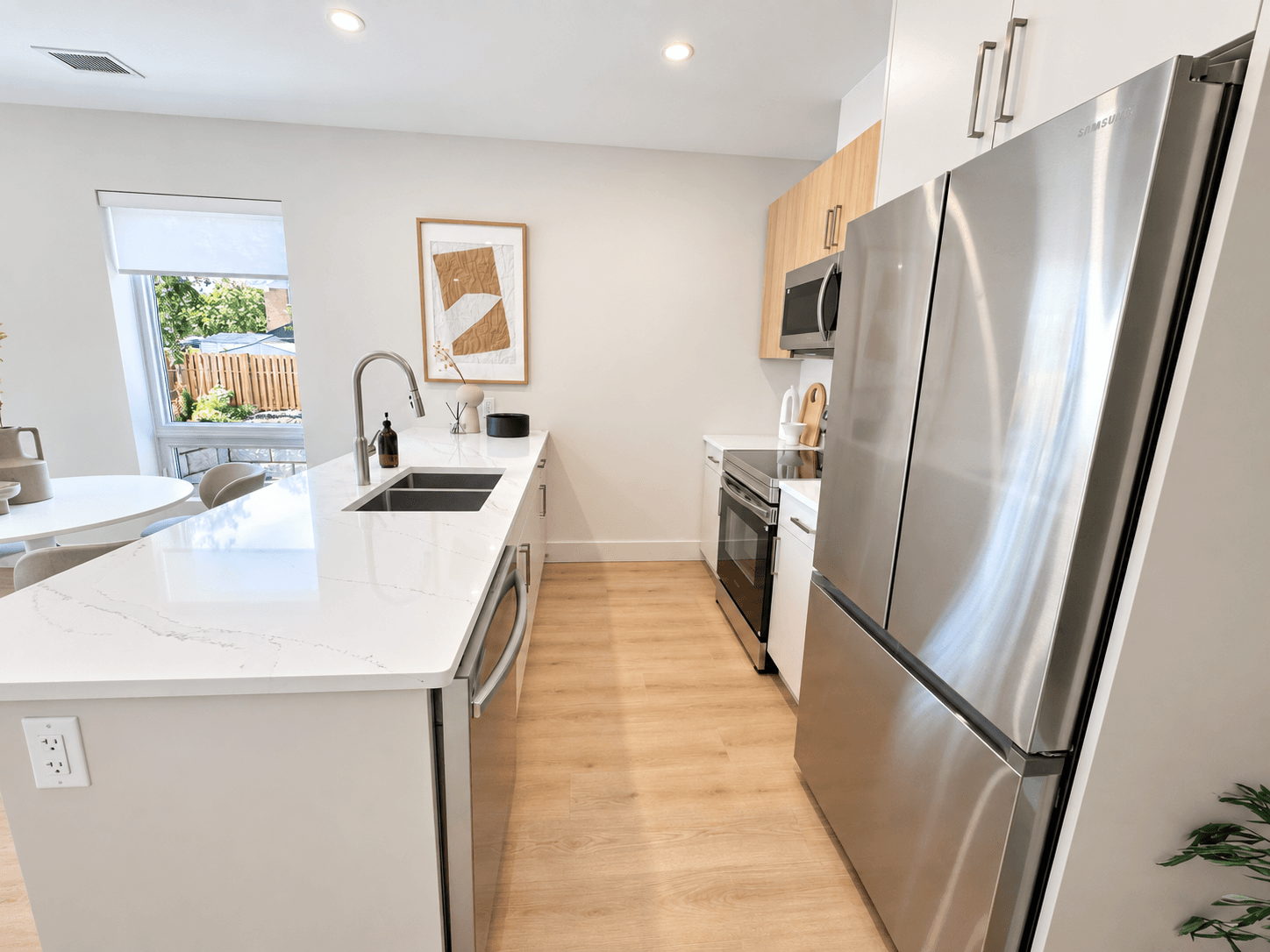 8 Hutt Lane - Corner Unit - Photo 13