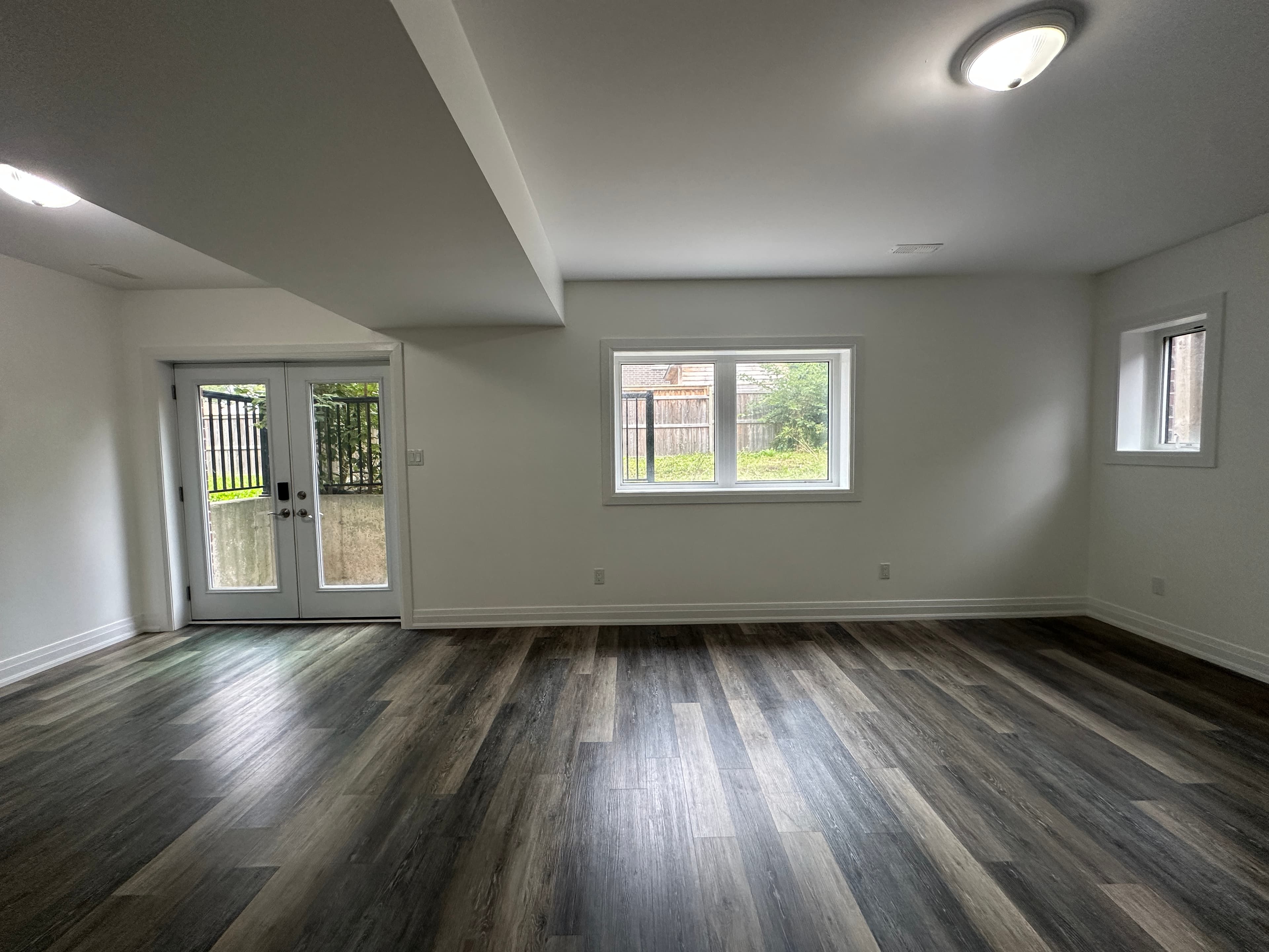 84 Farewell St - Unit 3 - Photo 5