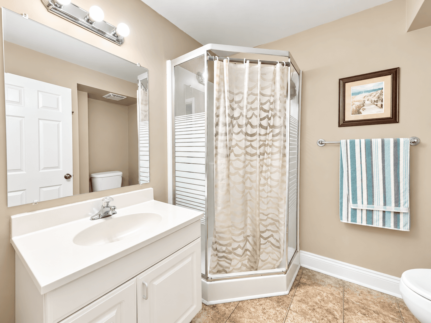 51 Eastchester Ave - Unit 3 - Photo 11