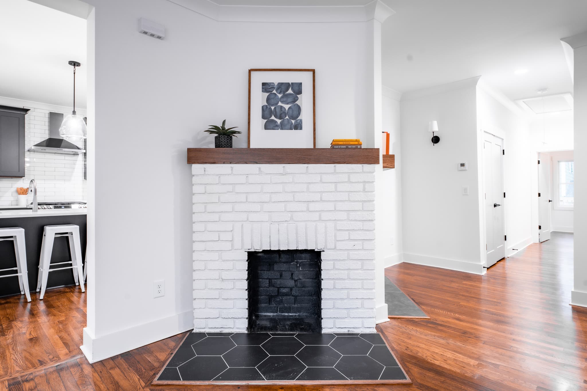 465 Hemlock - Photo 11