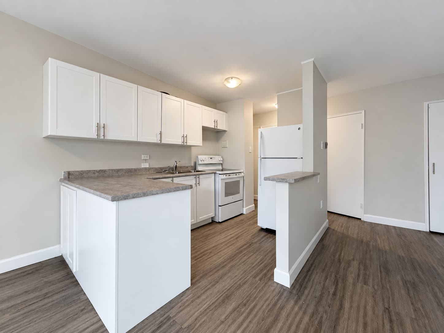 301-880 Colborne Rd Sarnia ON N7V 3K3 - Photo 5