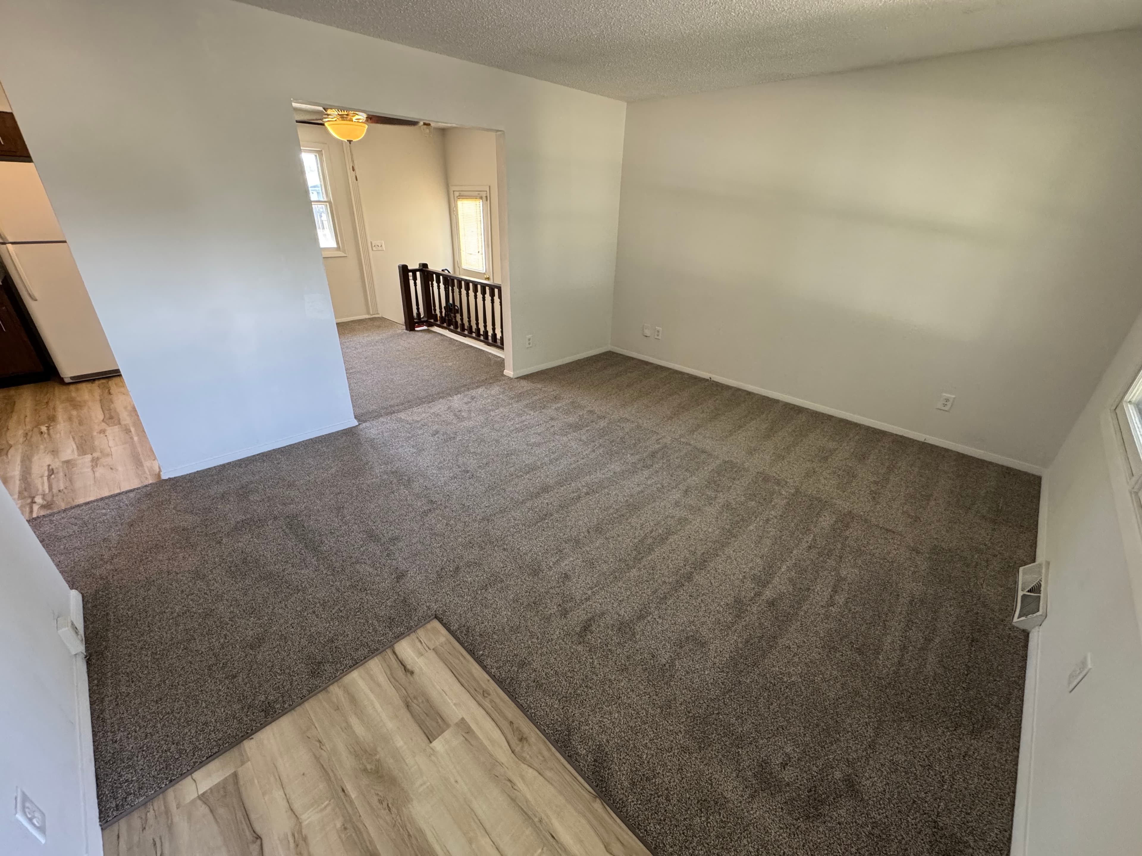 2077 Scarbrough - Photo 2
