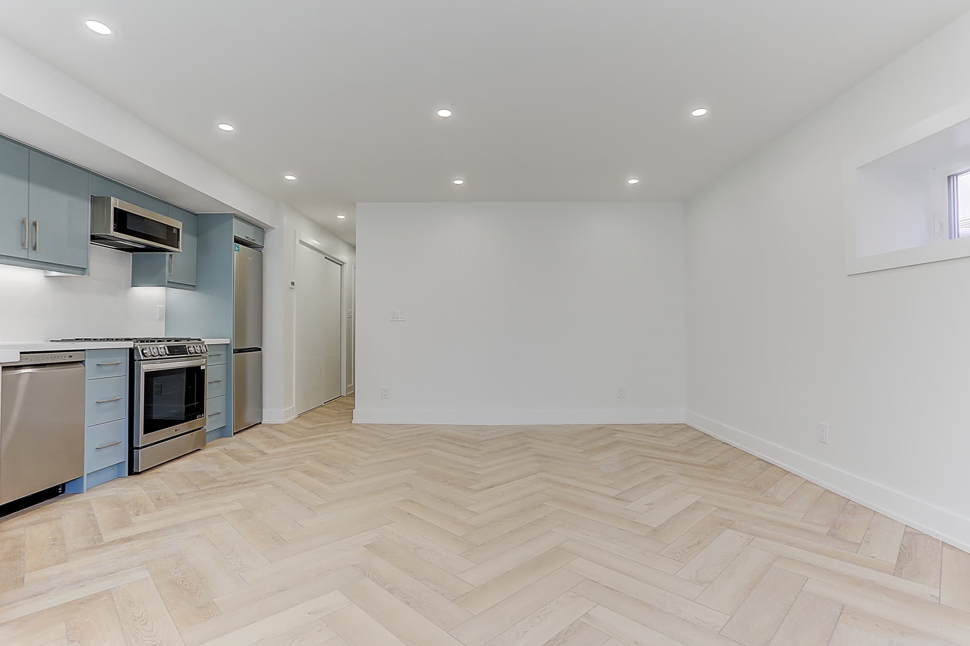 71 Livingstone Ave - BSMT - Photo 11