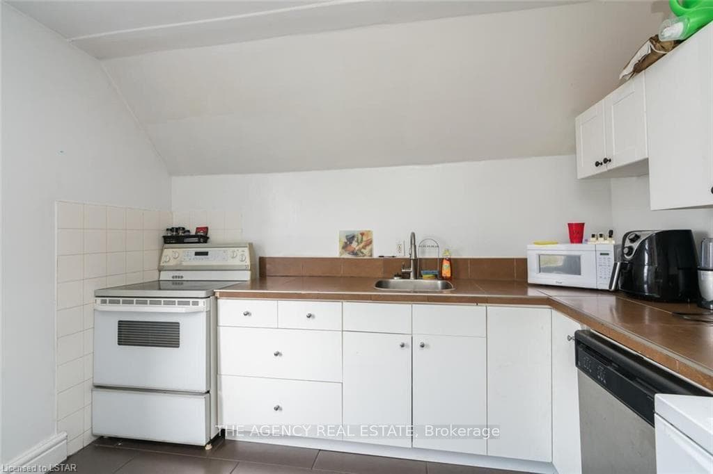 2 1050 Frances Street London Ontario N5W 2L7 - Photo 10