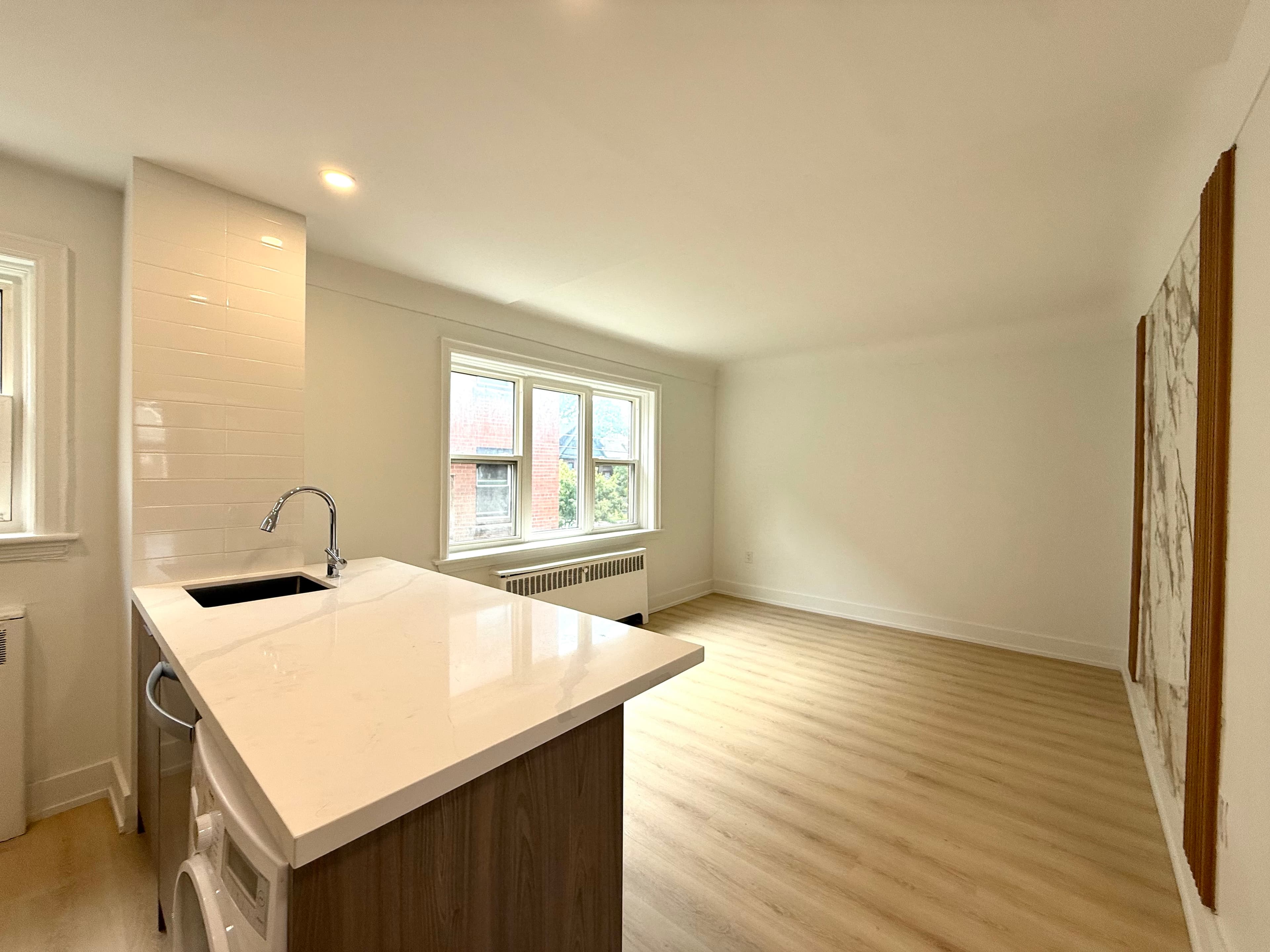 10 - 1024 King Street East Hamilton Ontario L8M 1C8 - Photo 3