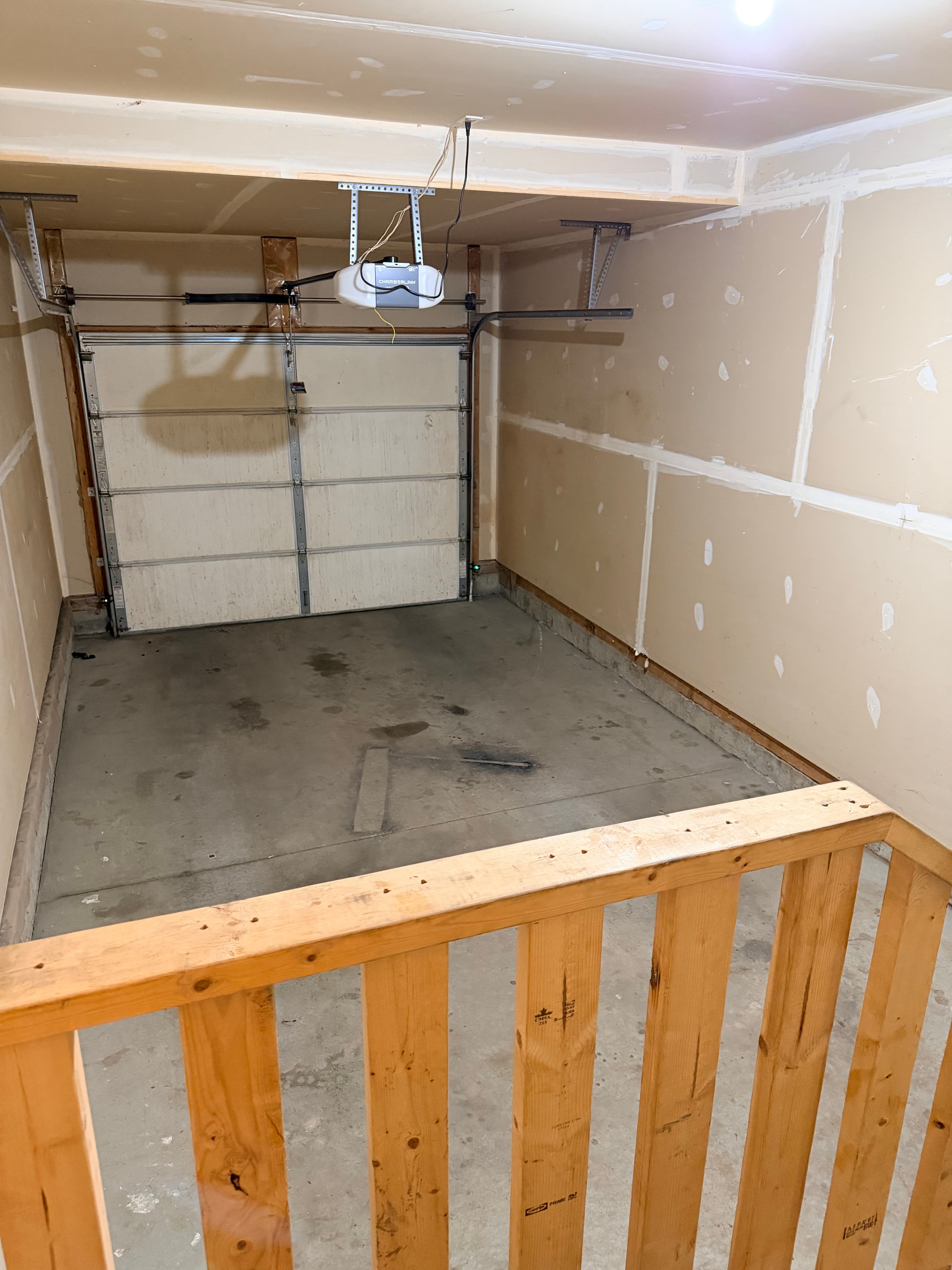 605 175a Street - Photo 9