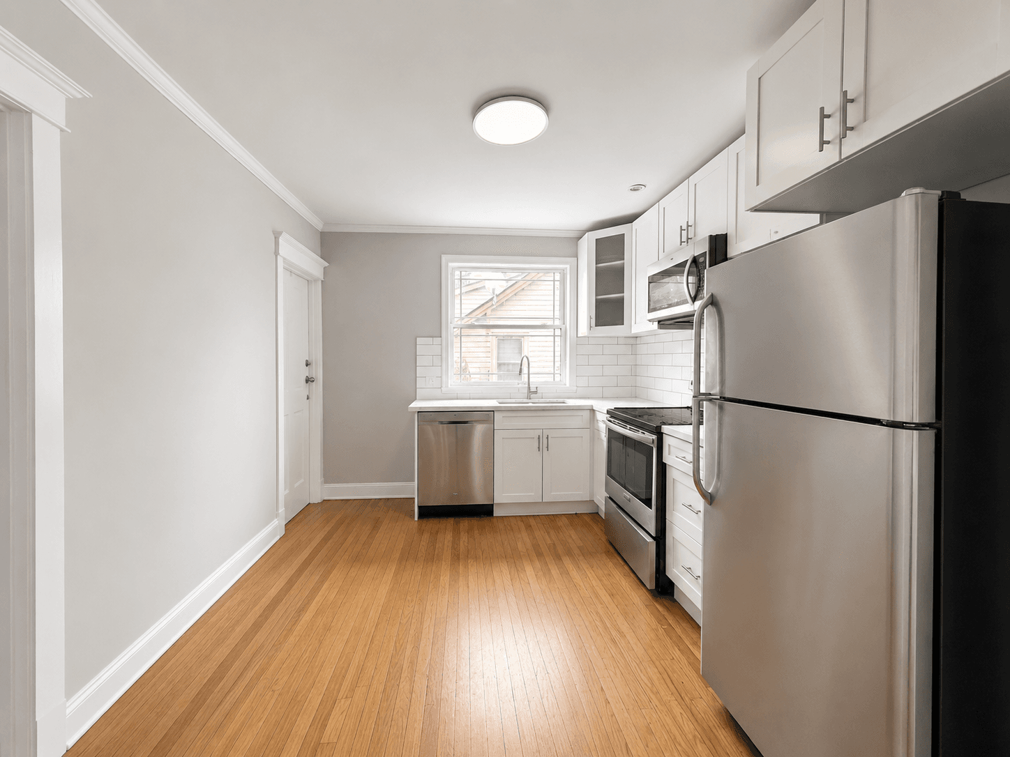 Unit 2 - 86 Balmoral Ave S - Photo 2