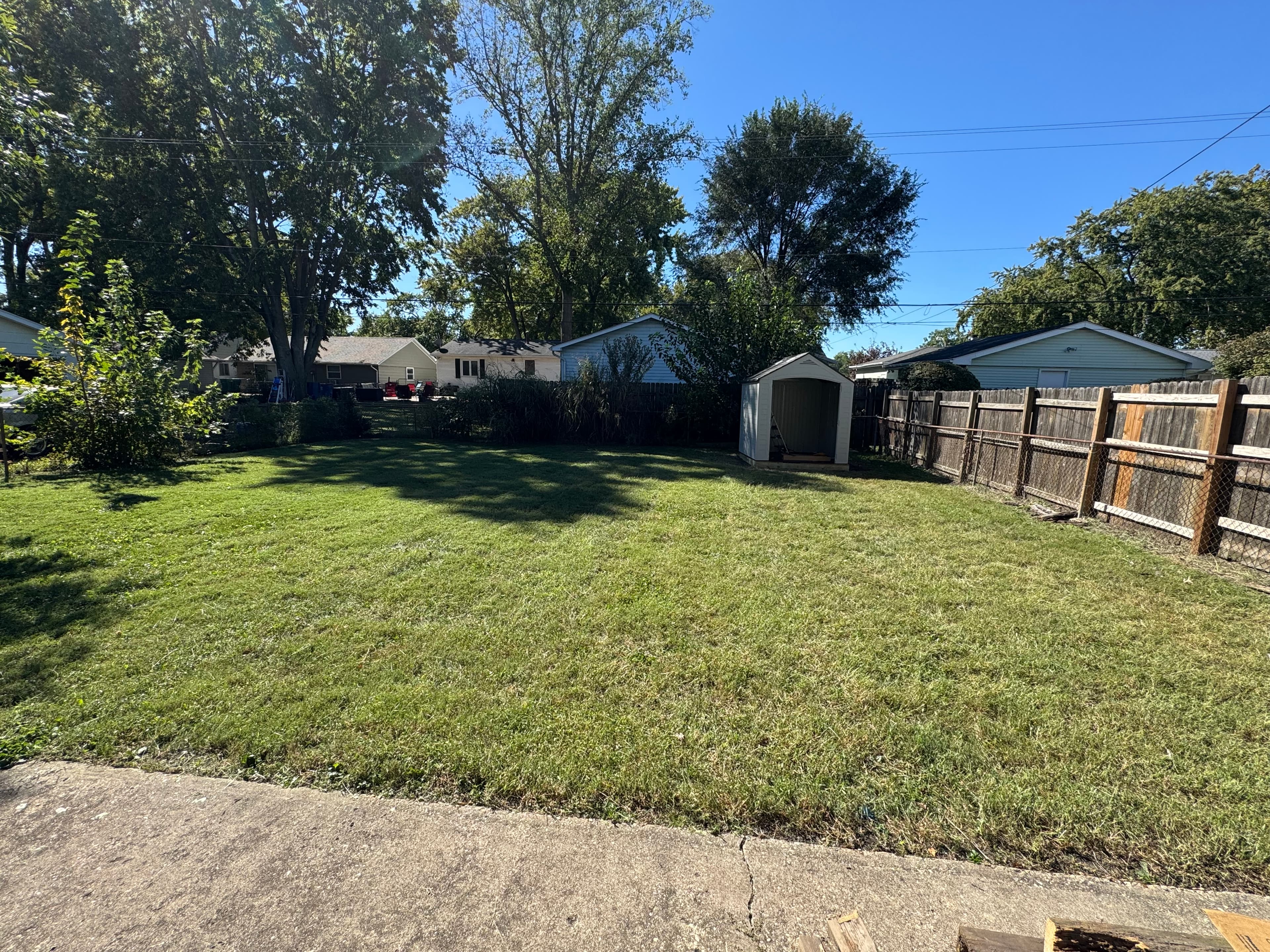2077 Scarbrough - Photo 9