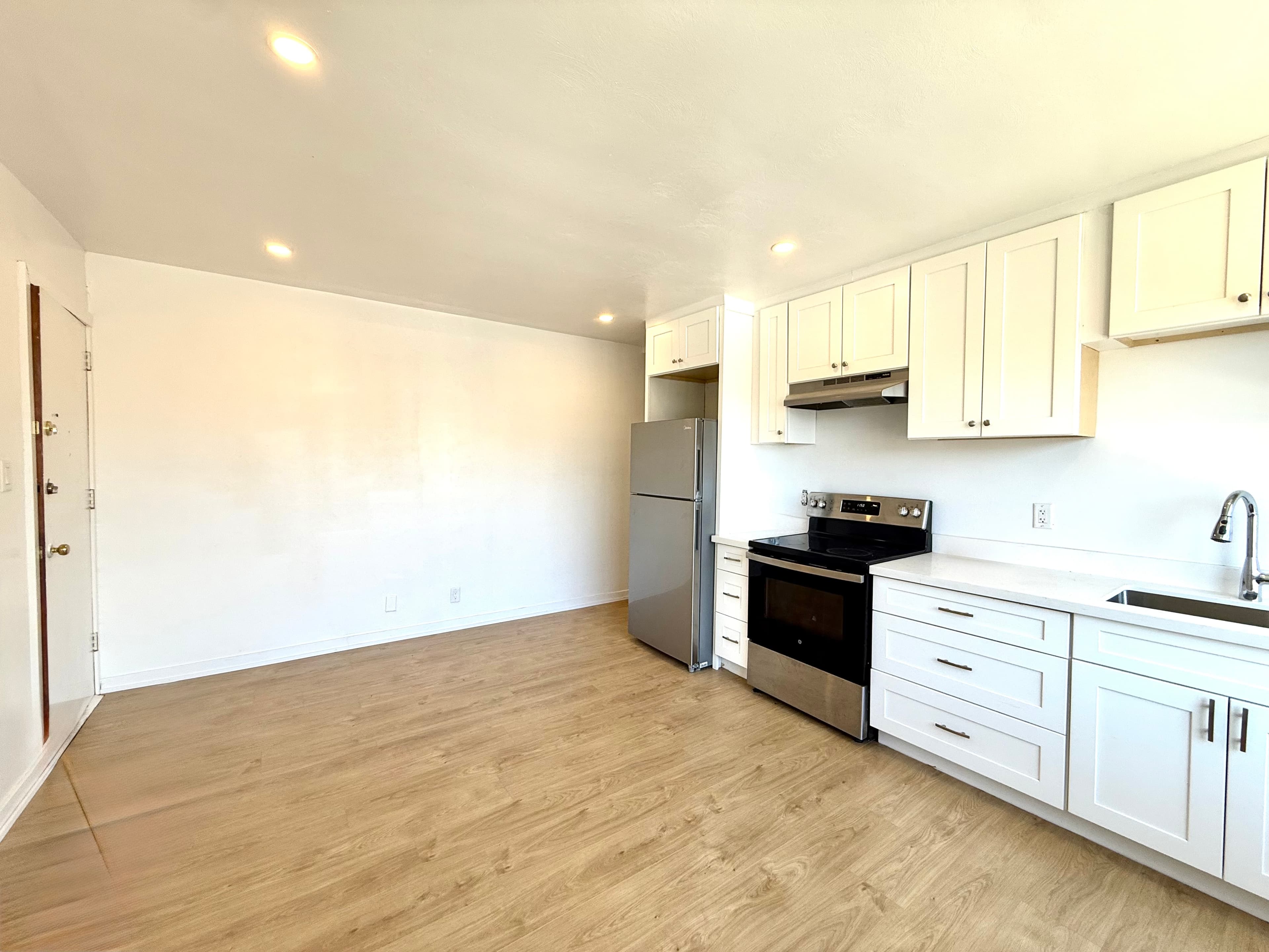 Unit 8 - 169 Park Row South Hamilton Ontario L8K2K1 - Photo 4