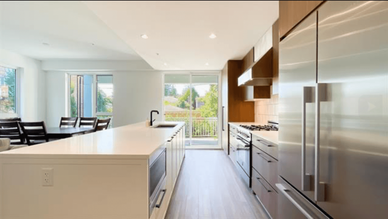 Beautiful Executive 2x2 on Cambie St - Photo 13