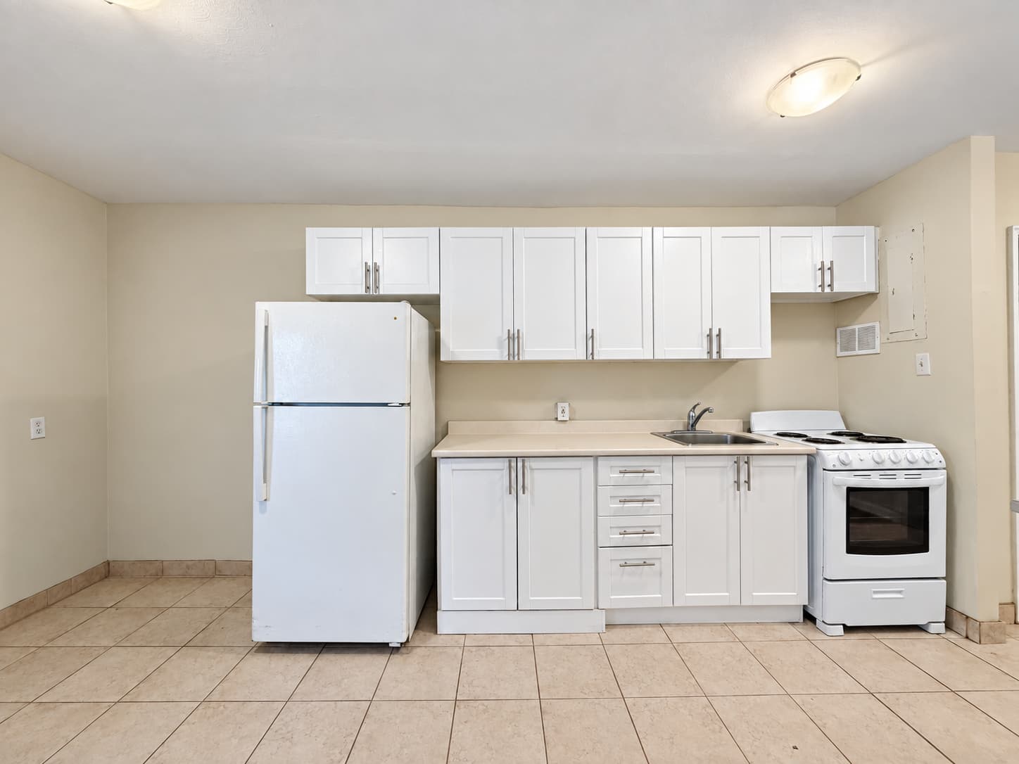 108-880 Colborne Rd Sarnia ON N7V 3K3 - Photo 5