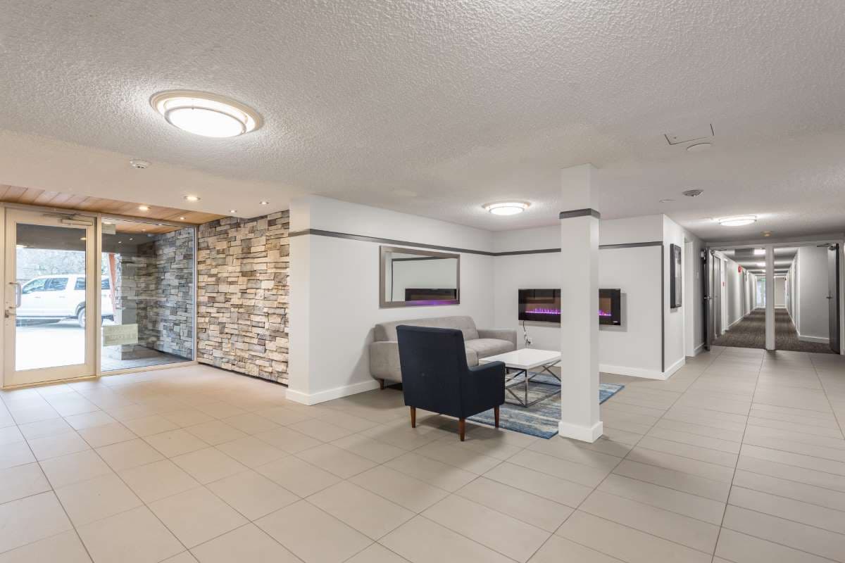Lord Harley — apartment/condo - Photo 6