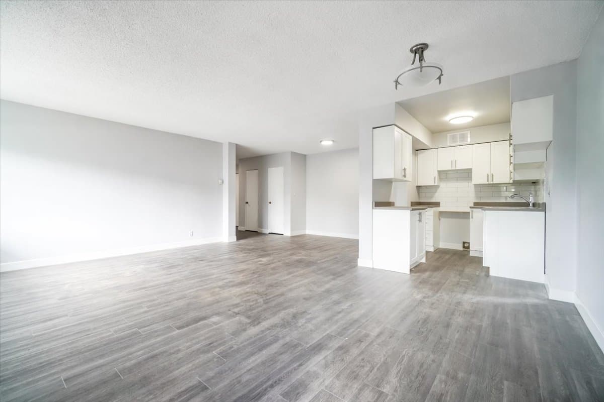 Hillcrest Manor Apartments — apartment/condo - Photo 5