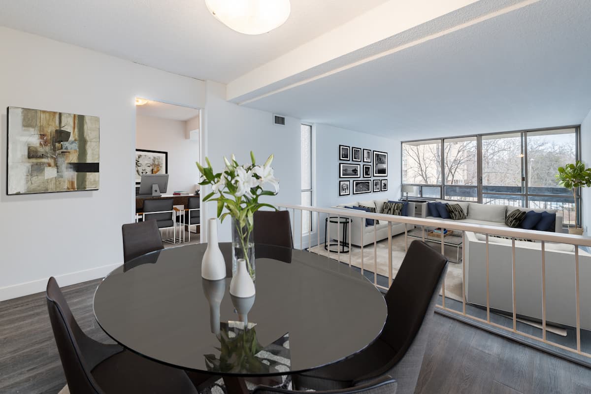 White Oaks Apartments - Photo 3