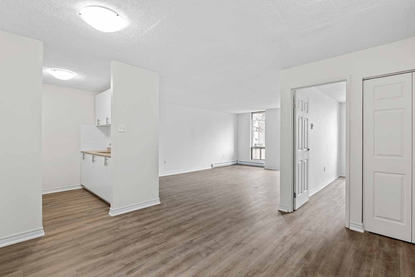 Somerset Place Apartments — apartment/condo - Photo 12