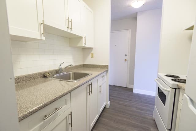 Tara Place Apartments — apartment/condo - Photo 3