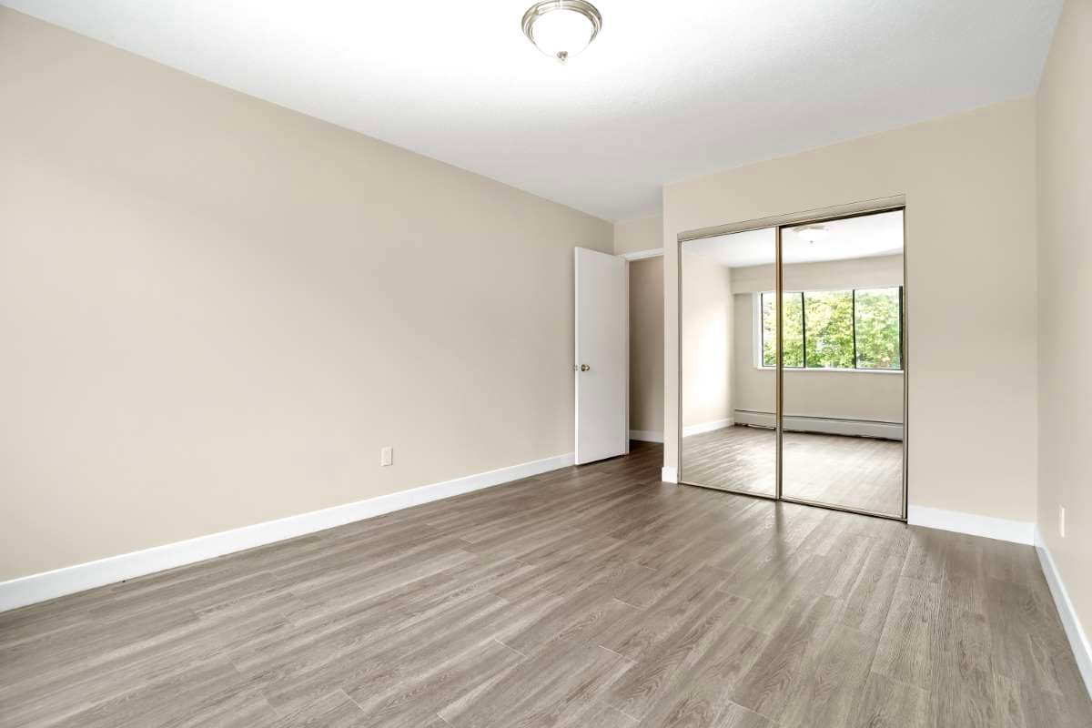Carlton Park Gardens Apartments - Photo 13