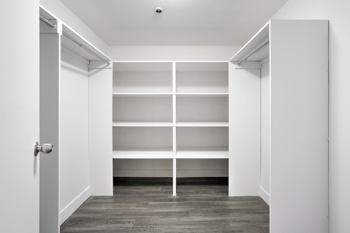 The 2250 Guy Apartments — apartment/condo - Photo 10