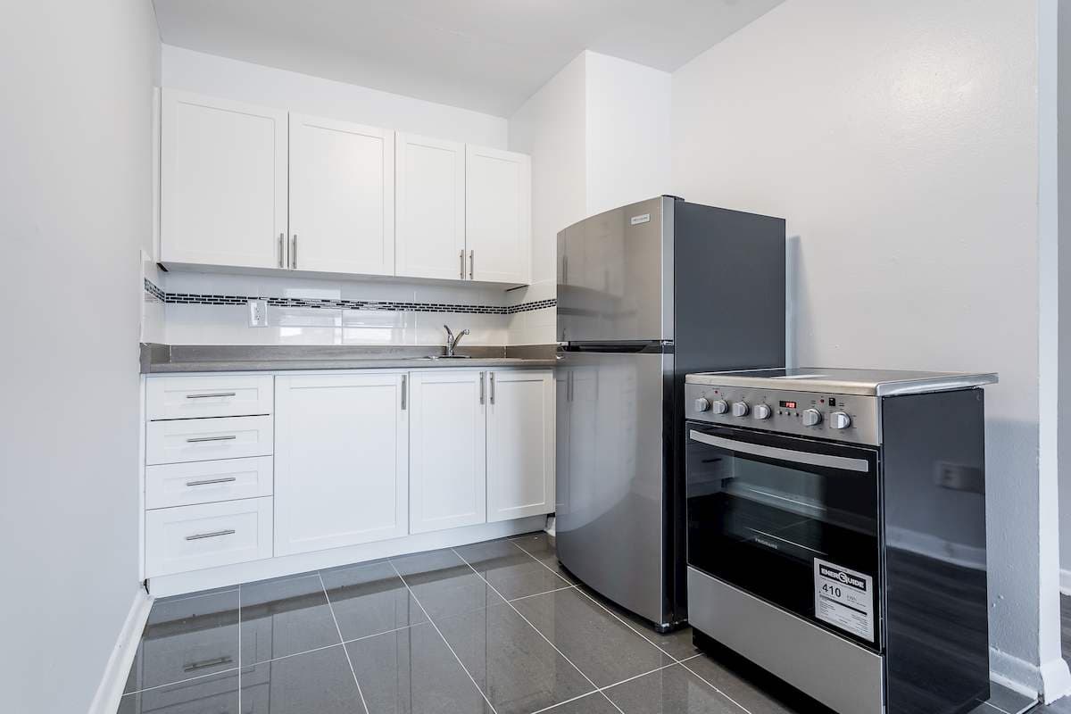 Islington Apartments — apartment/condo - Photo 7