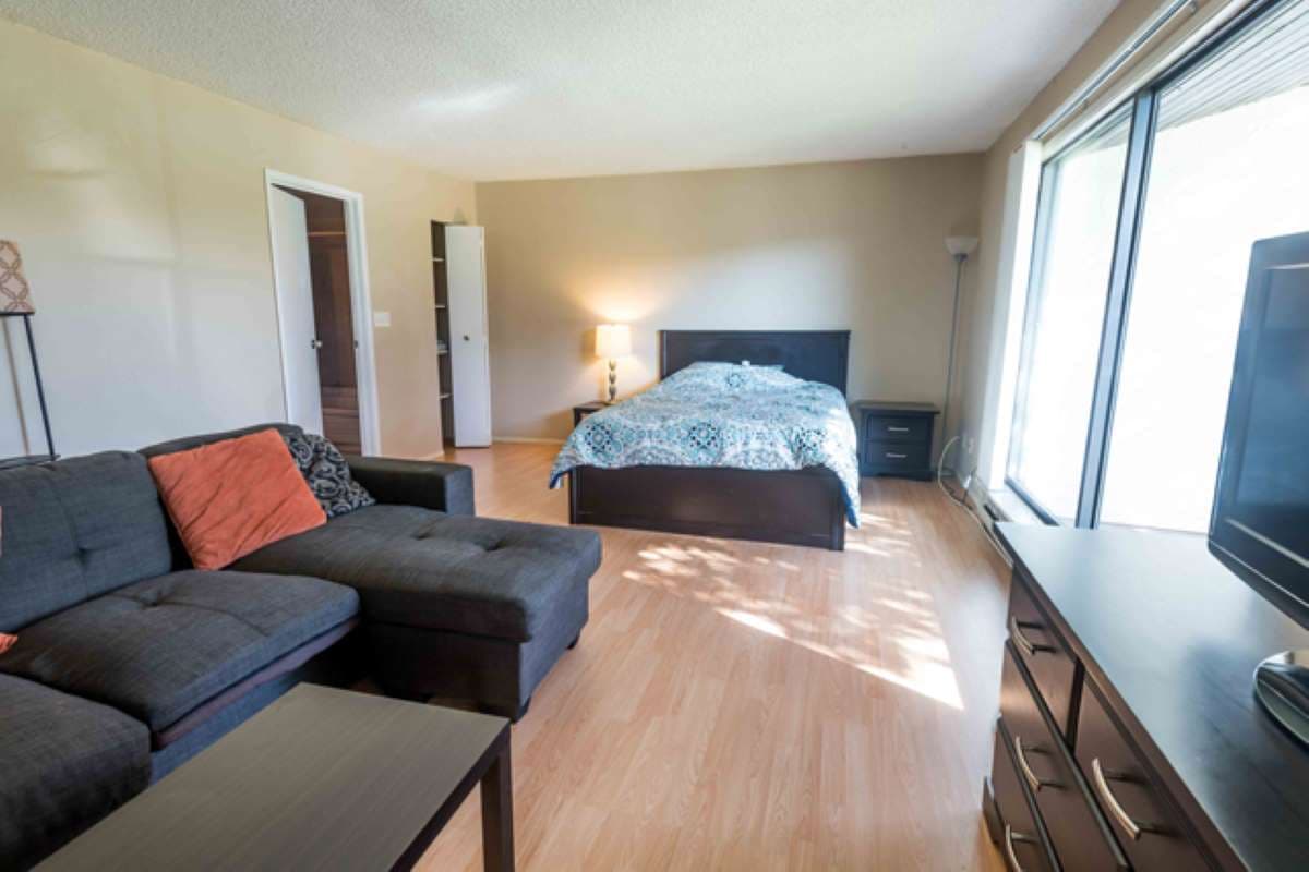 1204 Yates Street Apartments - Photo 11