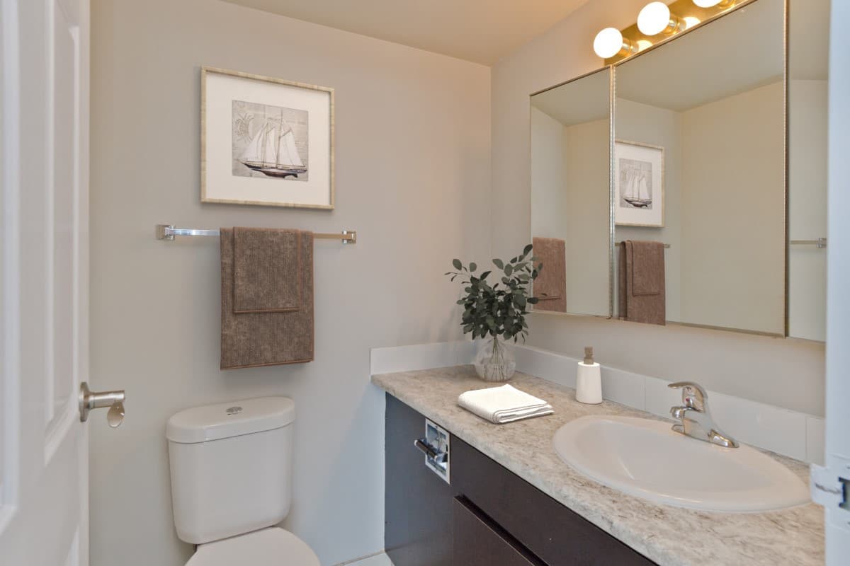 Mayfair Place Apartments - Photo 11