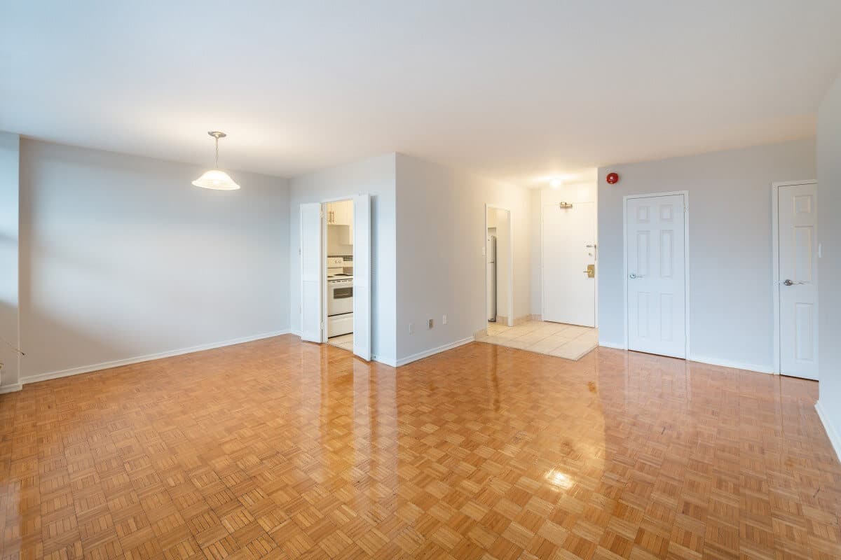 Roanoke Apartments — apartment/condo - Photo 7