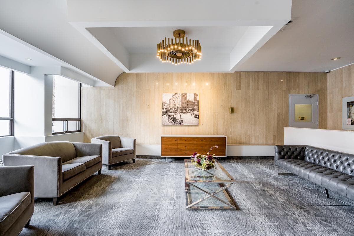 Wellesley Apartments — apartment/condo - Photo 6