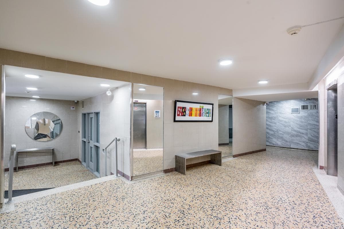Lawrence East Apartments - Photo 5