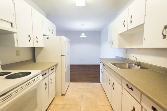Fair Oaks Apartments — apartment/condo - Photo 4