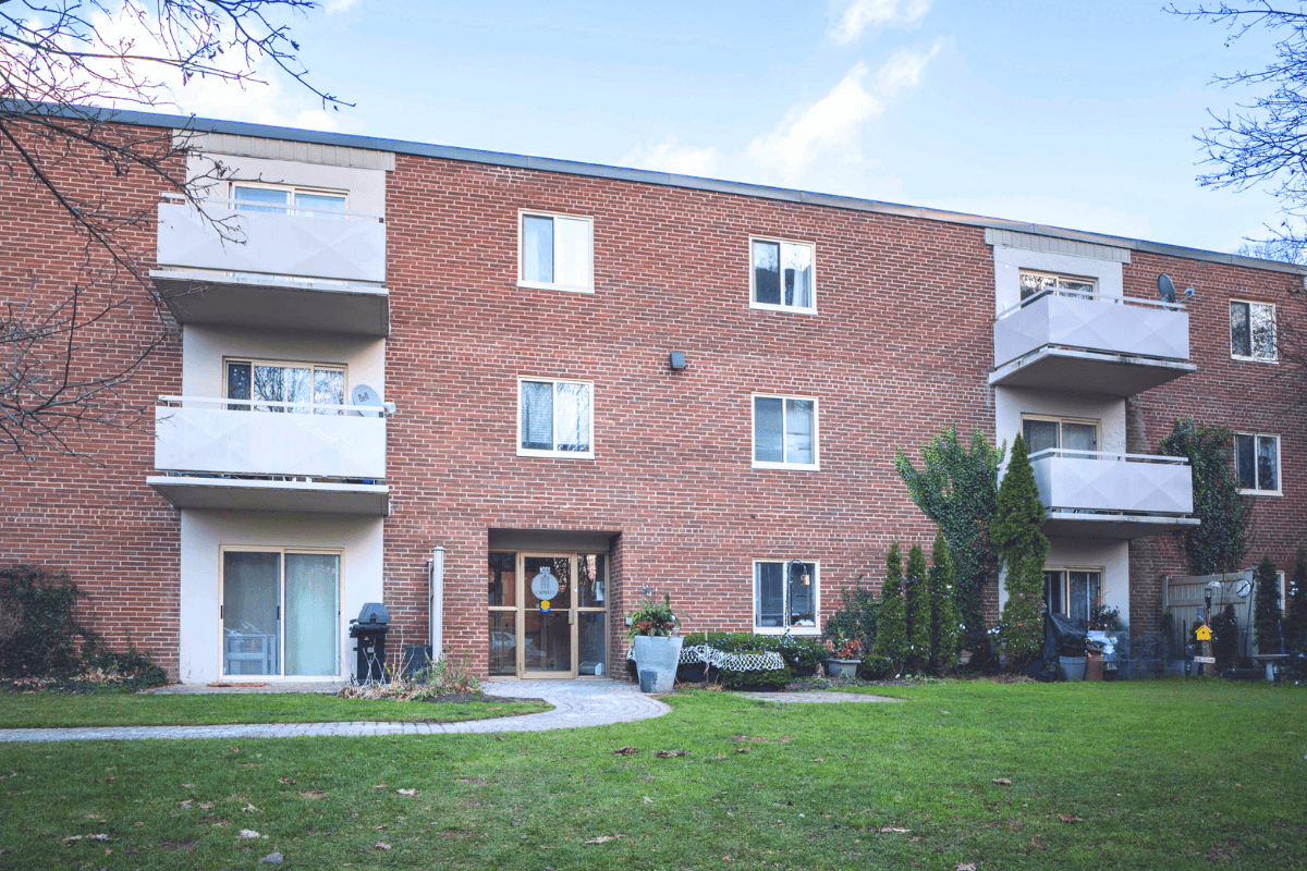 366-368 Oxford Street W Apartments - Photo 2