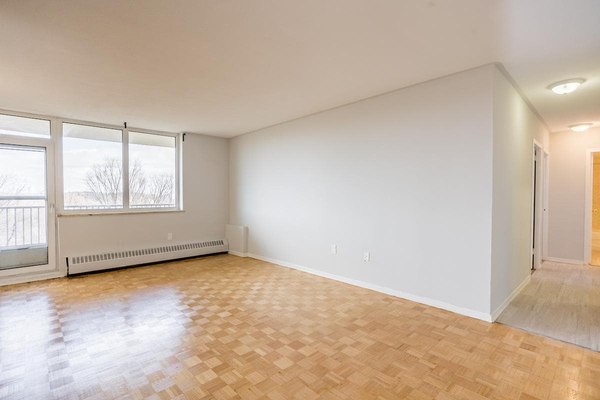 Lawrence East Apartments - Photo 8