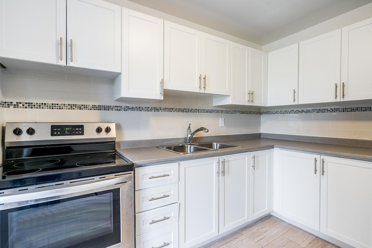 Tyandaga Terrace Apartments — apartment/condo - Photo 9