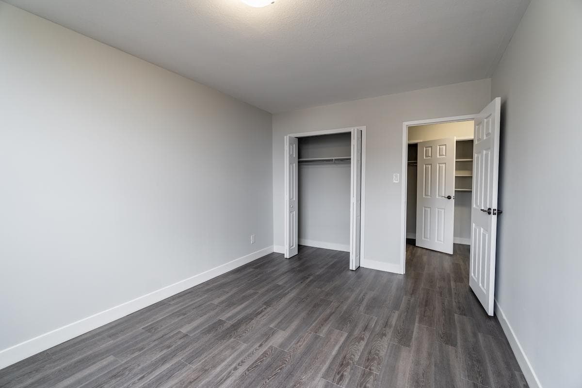 Glencrest Terrace Apartments — apartment/condo - Photo 14