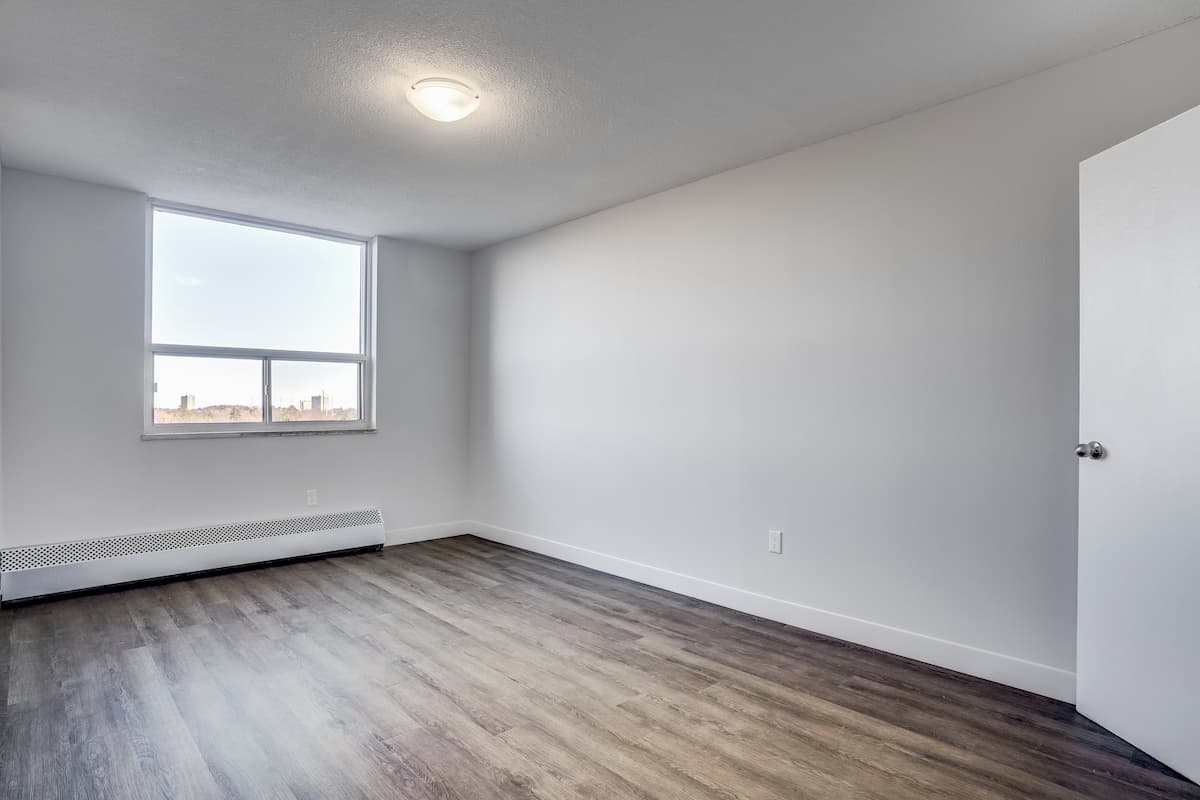 30 Tuxedo Court Apartments - Photo 10