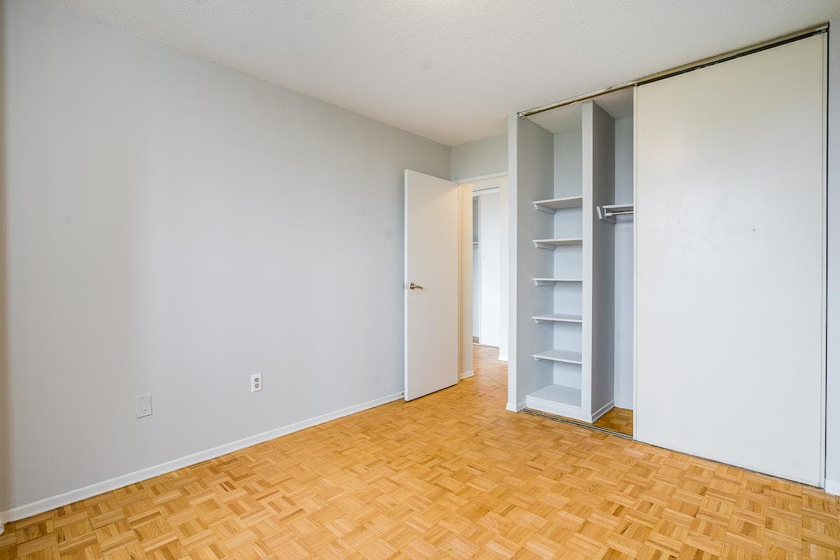 Murray Ross Apartments — apartment/condo - Photo 13