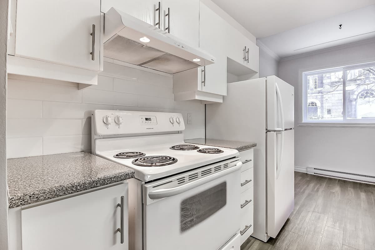 Père-Marquette Apartments — apartment/condo - Photo 9