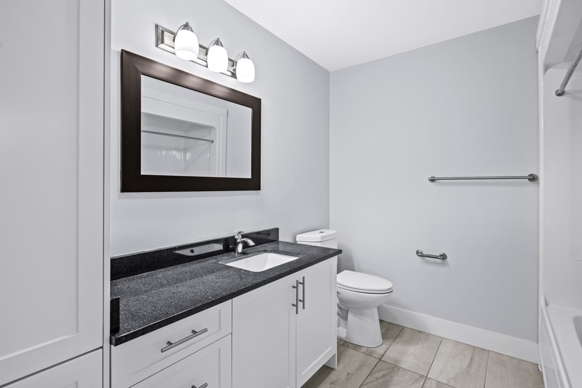 76 Place Apartments — apartment/condo - Photo 13