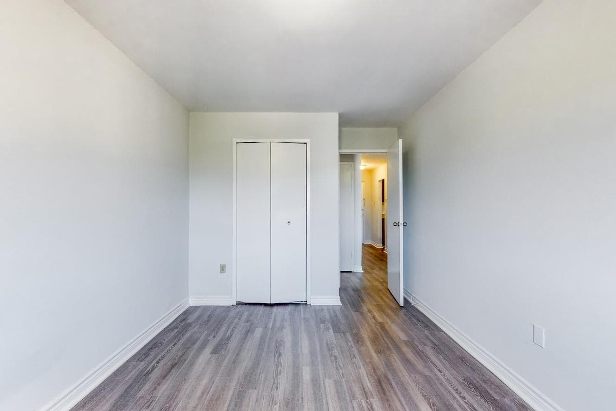 848-852 Kipps Lane Apartments — apartment/condo - Photo 9