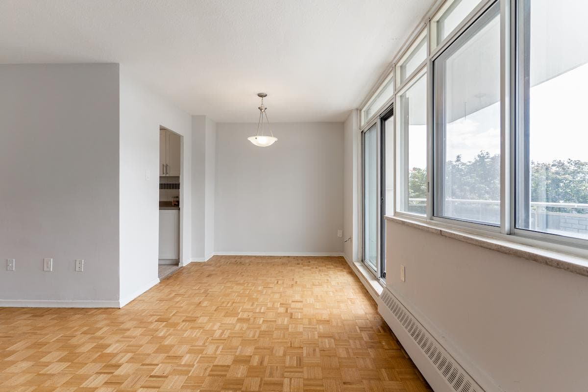 Don View Towers — apartment/condo - Photo 10