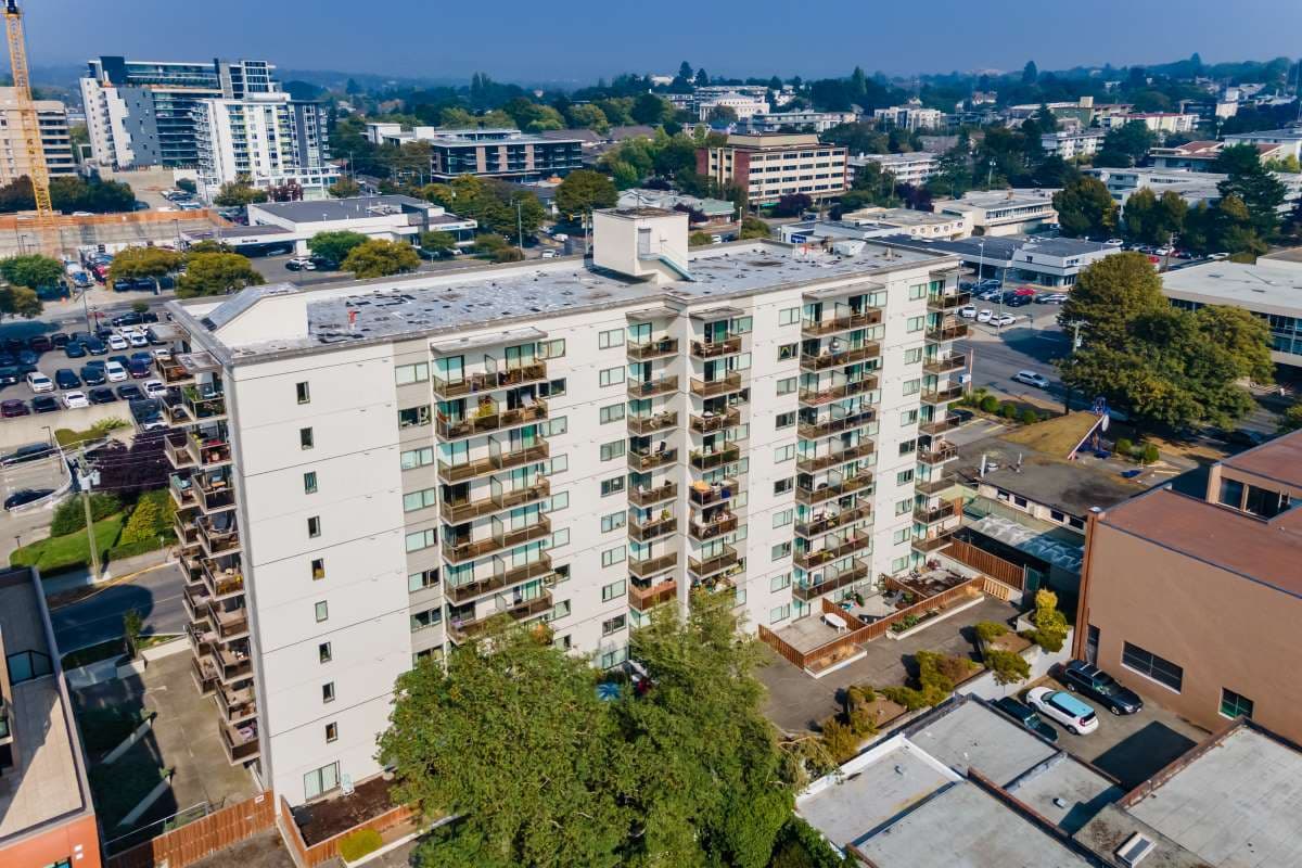 Tara Place Apartments — apartment/condo - Photo 5
