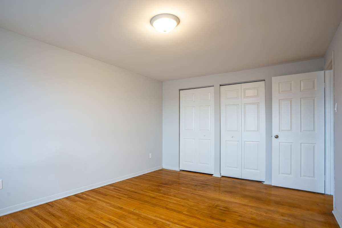 Balmoral Townhomes - Photo 11