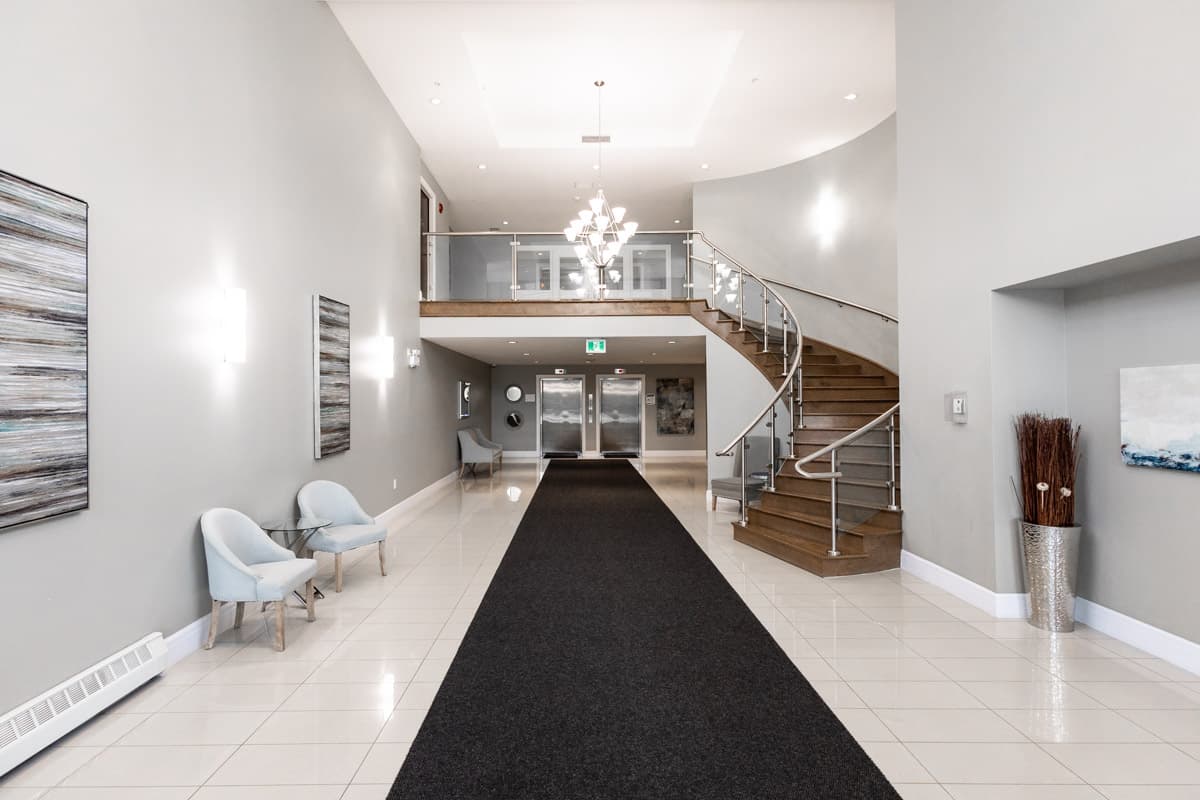 76 Place Apartments — apartment/condo - Photo 4