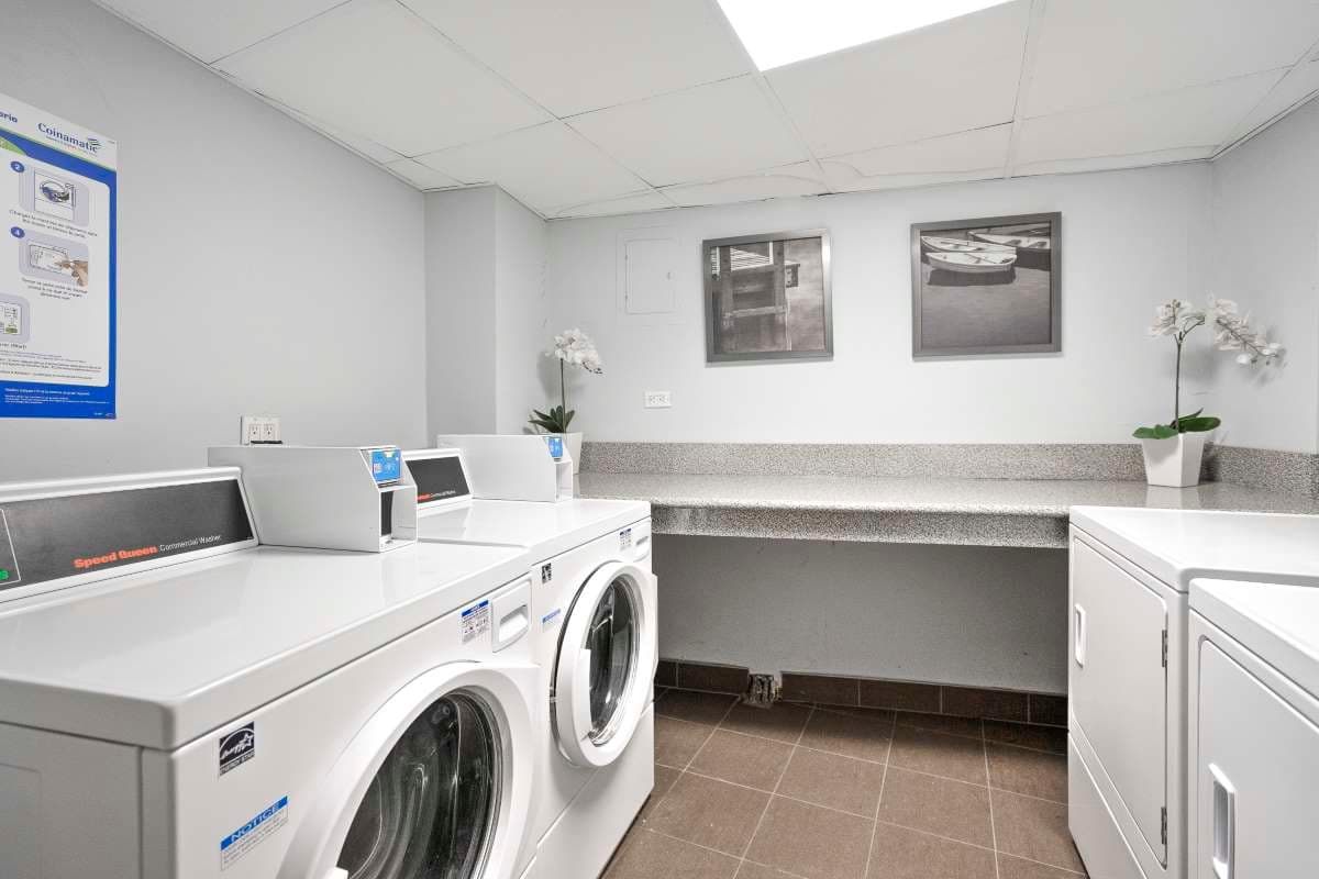 Parc Royal Apartments — apartment/condo - Photo 11